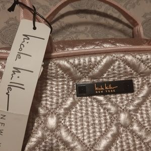 Nicole miller makeup bag new w tag